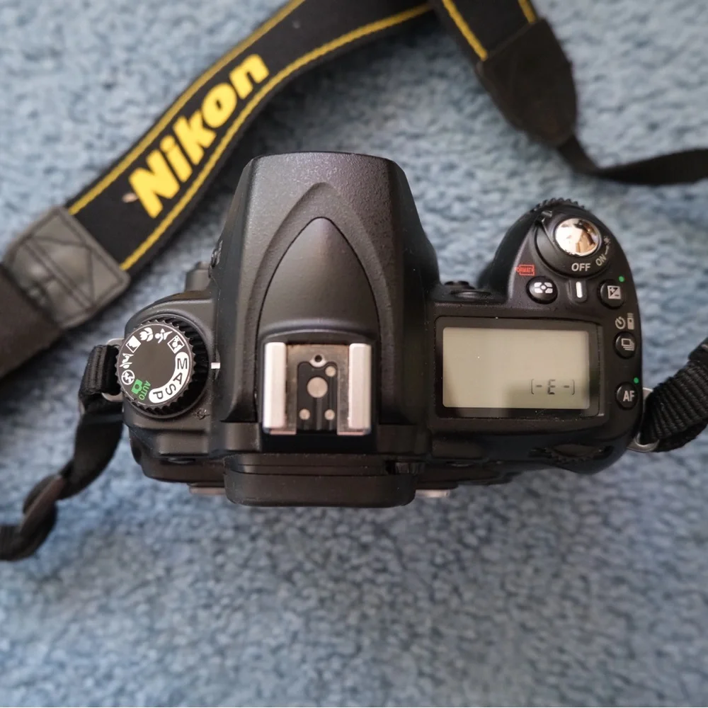 Nikon d90 camera